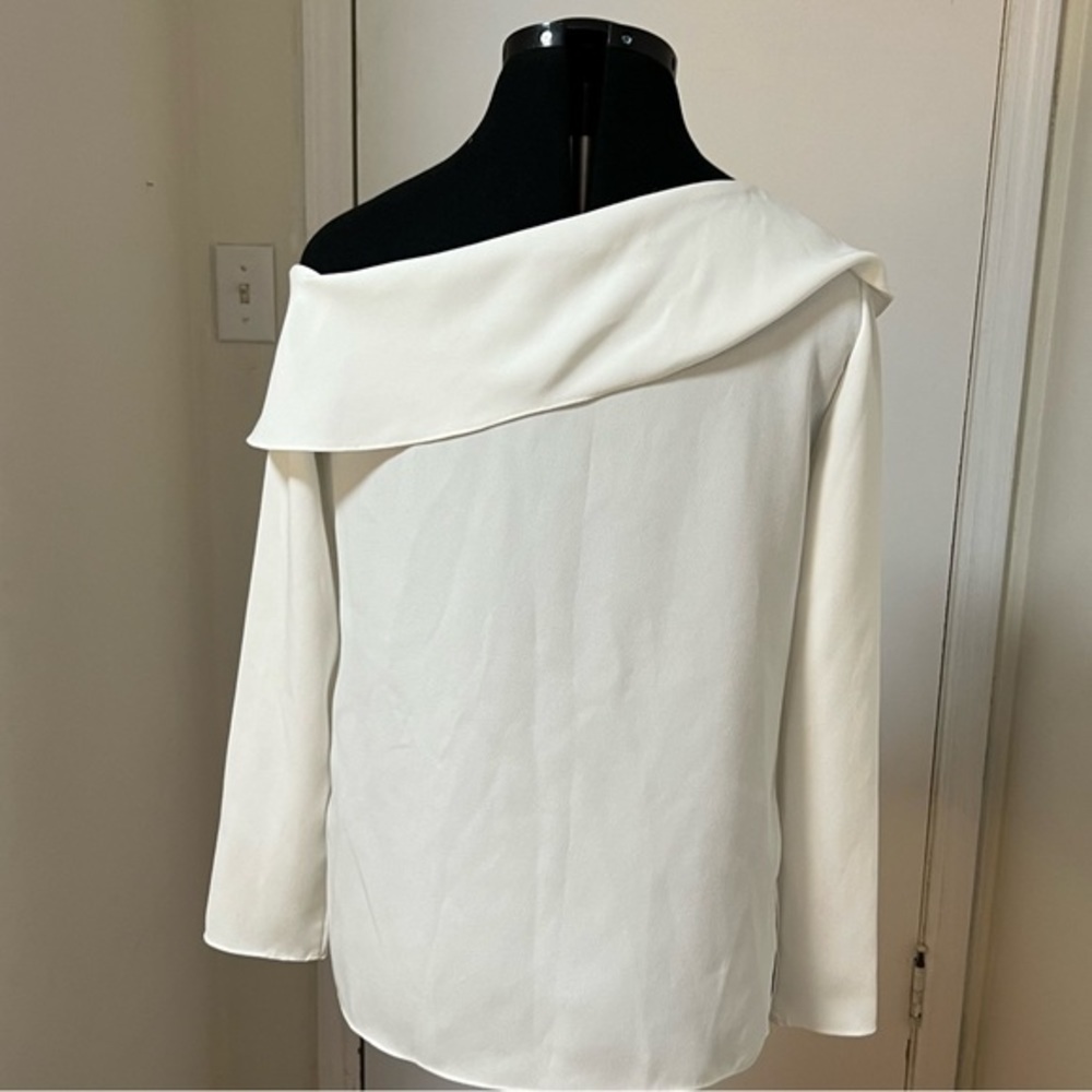 Club Monaco Kerni Off Shoulder Long Sleeve Crepe Blouse White Size Extra Small/0 - Picture 3 of 5